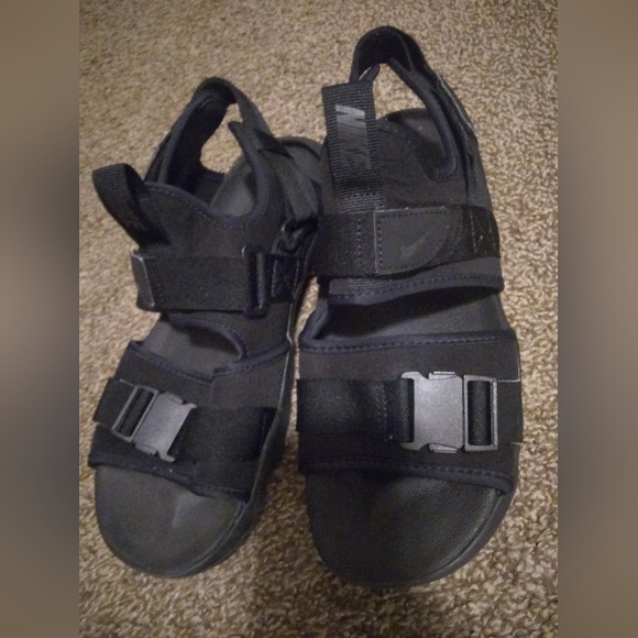 Nike Sandals - Picture 4 of 4